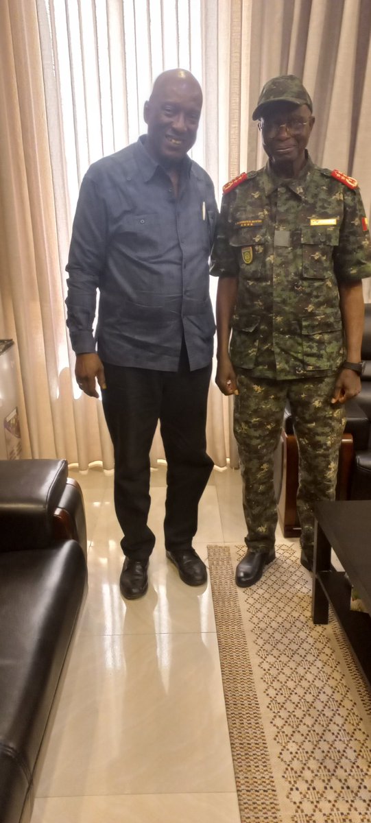 Embajada de Cuba en Guinea Bissau tweet media