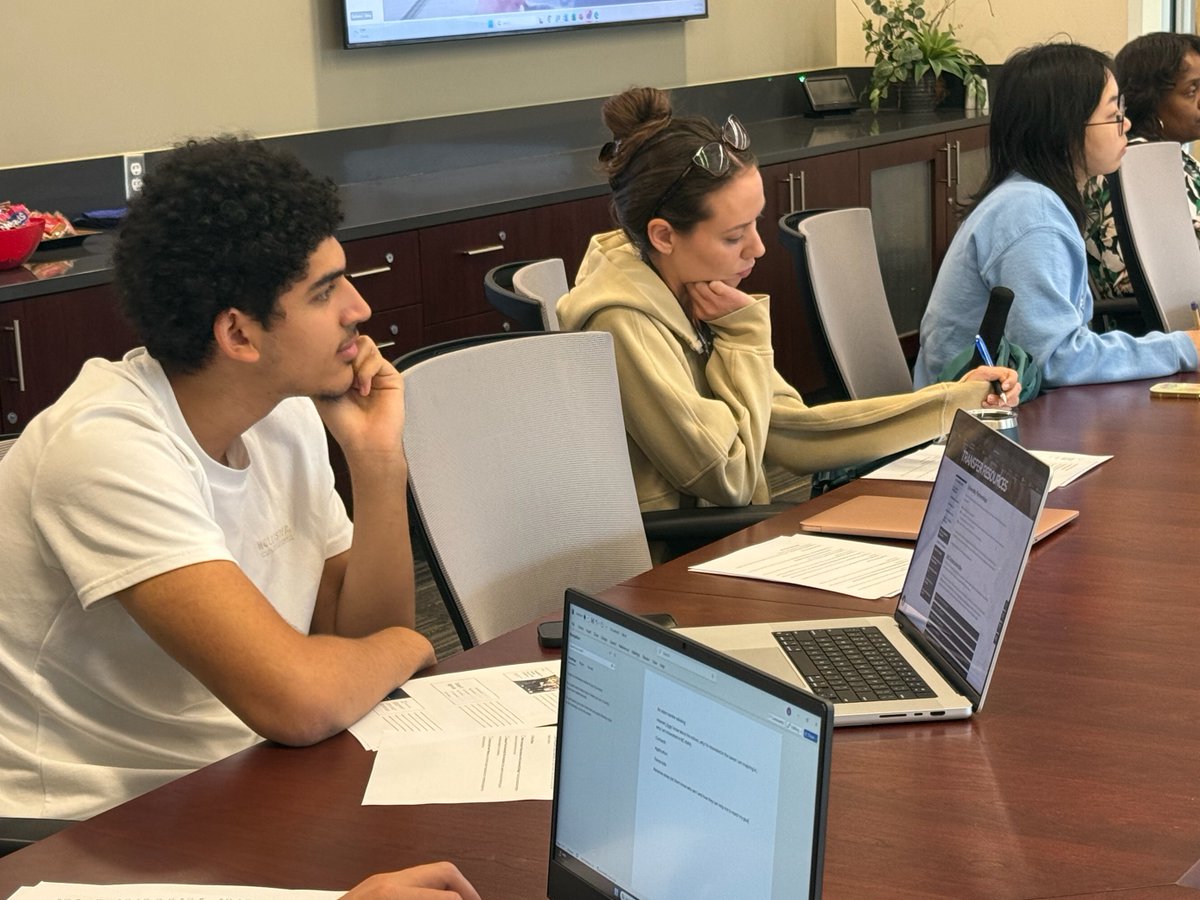 waketechcc's tweet image. Wake Tech’s Transfer Panels are connecting students to what’s next! 💙
Today’s event at the Scott Northern Wake Campus helped students explore four-year university pathways and ladder up their education and skills.

✨ Expect the Unexpected.

#WakeTech