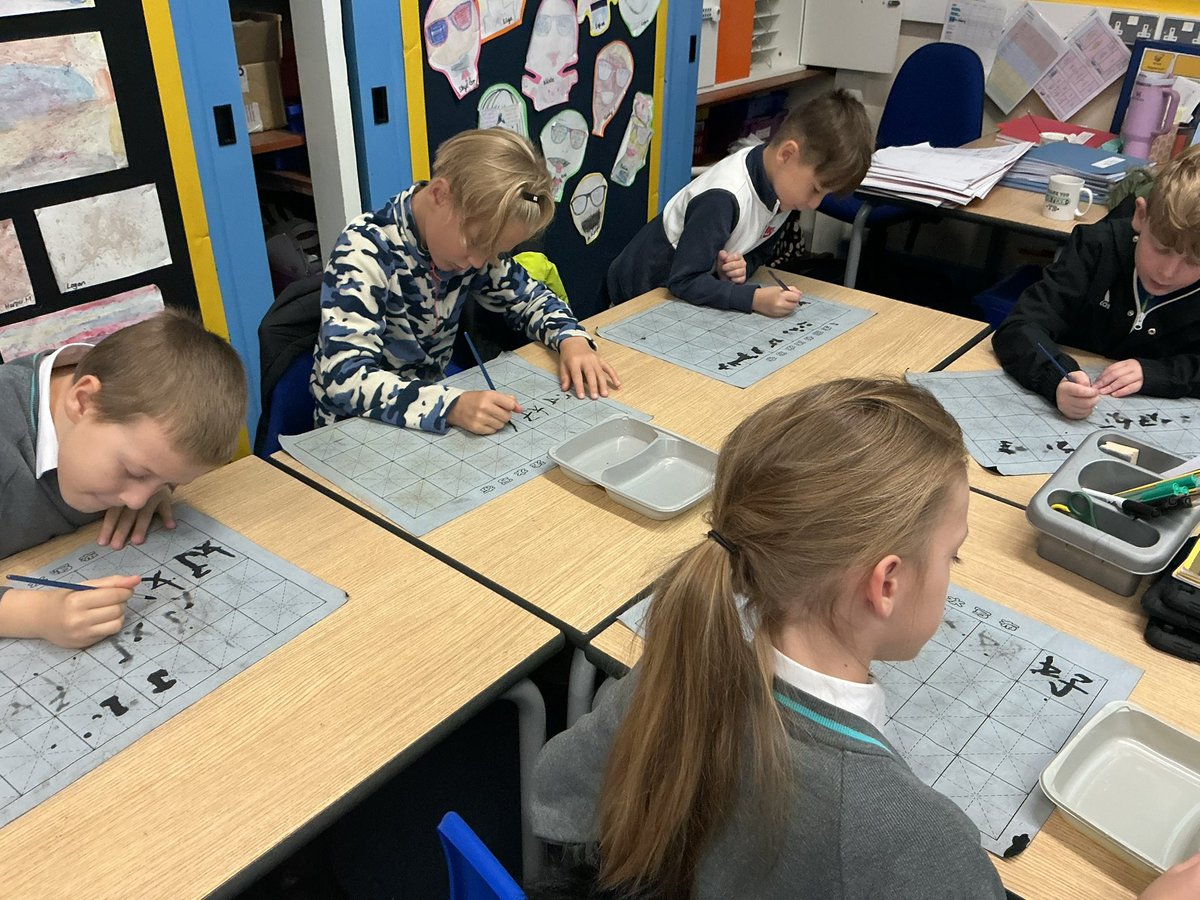 Grosvenor Park (@grosvenorparkpr) on Twitter photo Class 6 enjoying practising writing ‘Ni Hao’ in Mandarin this morning ❤️ Class 6 enjoying practising writing ‘Ni Hao’ in Mandarin this morning ❤️