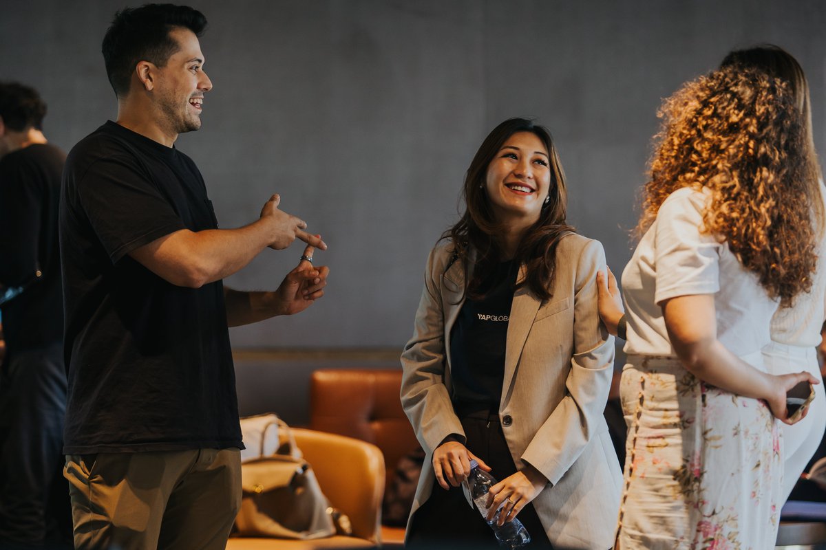 YAPGlobalTeam's tweet image. Behind the scenes at @moremarketsxyz #TOKEN2049 side event “Do MORE With Less” 💥

A full house, powerful conversations, and a shared vision for simpler, smarter crypto.

Here’s to doing more, but with less friction!

#MoreMarkets #DoMoreWithLess #DeFi #Web3Events