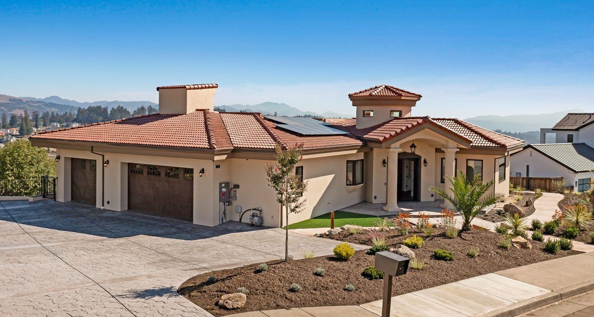 When wildfire swept through Santa Rosa, California, in 2017, it claimed 8,900 structures — including the home of Bala and Lila Iyer. The couple rebuilt with ICF, and the resulting home was the Large Residential Winner. View the project here: icfmag.com/2025/01/iyer-r…