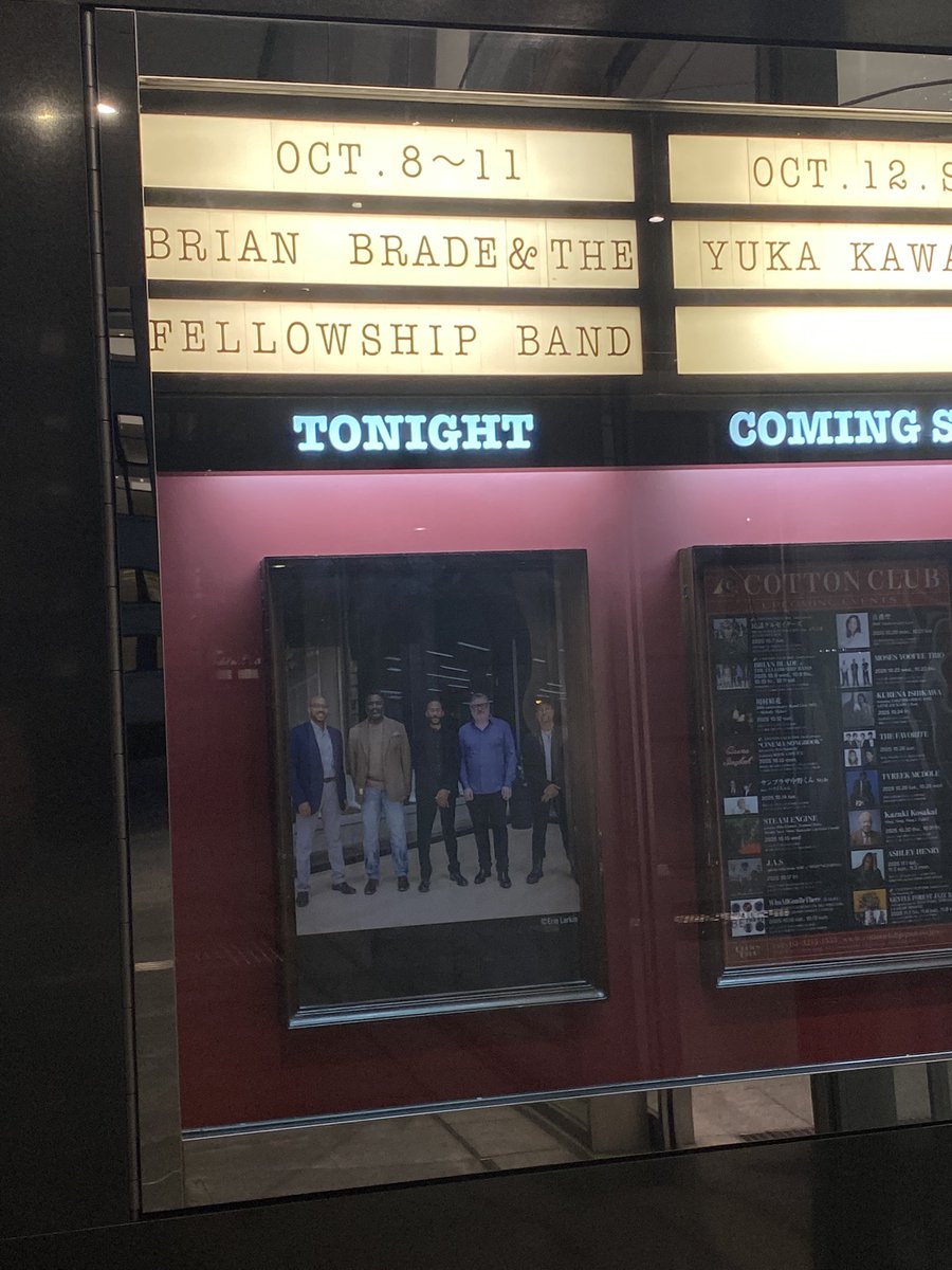 takemas13928201's tweet photo. 2025.10.8
#BRIANBLADE(dr)&amp; #THEFELLOWSHIPBAND 2nd show
#MelvinButler(ts,ss)#MyronWalden(as,bcl)#JonCowherd(p)#RolandGuerin(b)#ブライアン・ブレイド #ザ・フェロウシップ・バンド #コットン・クラブ
このセットも、バンドのメンバーが十分暖まっていて、充実の演奏を繰り広げる
(1/3) https://t.co/unqP3zbGfJ