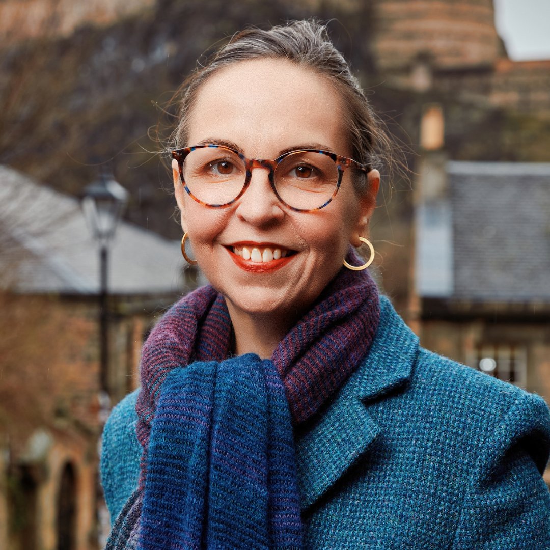 uoedivinity's tweet photo. What are the ethical questions we should be asking at this tipping point in AI development? On 7 Nov, 7pm we welcome expert in AI ethics, robotics and data science Shannon Vallor to speak with Jeremy Carrette about her book, ‘The AI Mirror’. Book now 🎟️👇
https://t.co/skqoaFQI8Z https://t.co/XMaSfANKNn