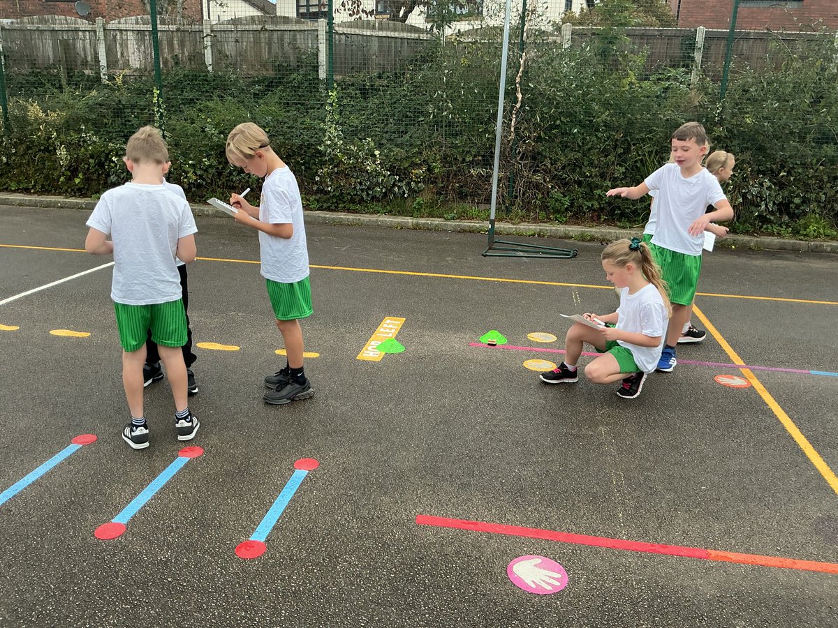 Grosvenor Park (@grosvenorparkpr) on Twitter photo We did an active spelling activity in P.E today in Class 6 🤩 We did an active spelling activity in P.E today in Class 6 🤩