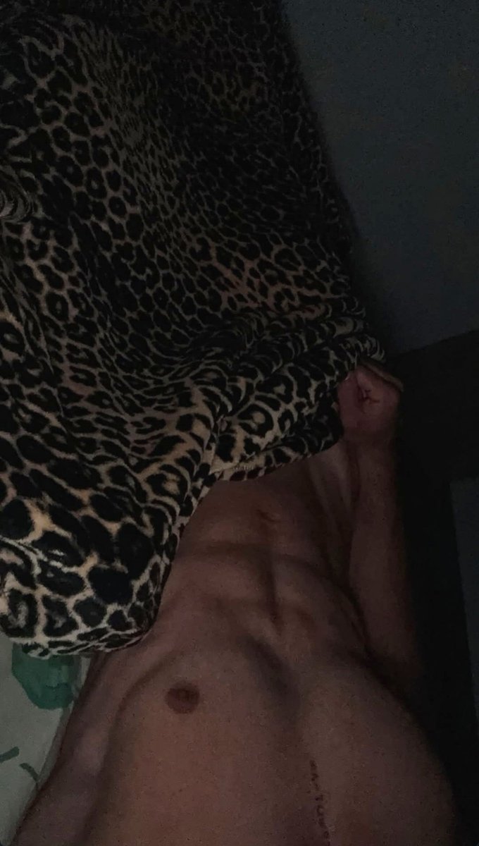 Chicos les dejo a #LaCarneColombiana 🍖 🇨🇴 Jeff Calderon 👑 #JeffCalderon 💜 siganlo en Instagram sale como @jeffercal08 📲 

📌 #Elmastop #hombreshermosos #hombressexys #hotman #hombreshot #desnudo #sexysboy #hombredesnudos #menhot #vergagrande #pene