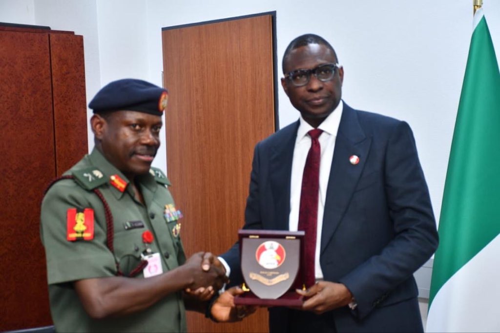 HQNigerianArmy's tweet photo. PHDL EXPLORES STRATEGIC PARTNERSHIP WITH EFCC ON NATIONAL HOUSING GOALS 

In furtherance of the Chief of Army Staff’s vision to enhance the welfare of Nigerian Army personnel through sustainable housing initiatives, the Managing Director/Chief Executive Officer, Post-Service Housing Development Limited (PHDL), Major General Isaiah Allison, on Tuesday 7 October 2025, led a delegation on a courtesy visit to the Executive Chairman of the Economic and Financial Crimes Commission (EFCC), Mr Ola Olukoyede, at the Commission’s headquarters in Abuja.

The visit was aimed at exploring areas of synergy between both organizations, particularly on how existing national assets can be effectively harnessed to advance affordable housing delivery for personnel of the Nigerian Army under the Affordable Home Ownership Option for All Soldiers (AHOOAS) initiative.

Speaking during the visit, Major General Allison commended the EFCC for its vital role in asset recovery and national accountability. He noted that both institutions share a mutual commitment to transparency, integrity, and national development, emphasizing that PHDL remains dedicated to executing the Chief of Army Staff’s vision of motivating personnel through accessible and dignified housing solutions.

In his remarks, Mr Olukoyede welcomed the PHDL delegation and expressed appreciation for the visit. He reaffirmed EFCC’s readiness to collaborate with credible government institutions whose mandates align with national welfare and development goals. He assured that the Commission would continue to ensure that recovered assets are managed responsibly and channeled towards initiatives that benefit the public.

The meeting concluded with both parties expressing commitment to strengthening inter-agency cooperation and establishing frameworks that would translate shared objectives into tangible outcomes in the housing sector.

AUGUSTINA NKEONYE
Lieutenant 
Acting Public Relations Officer
Post-Service Housing Development Limited 
8 October 2025