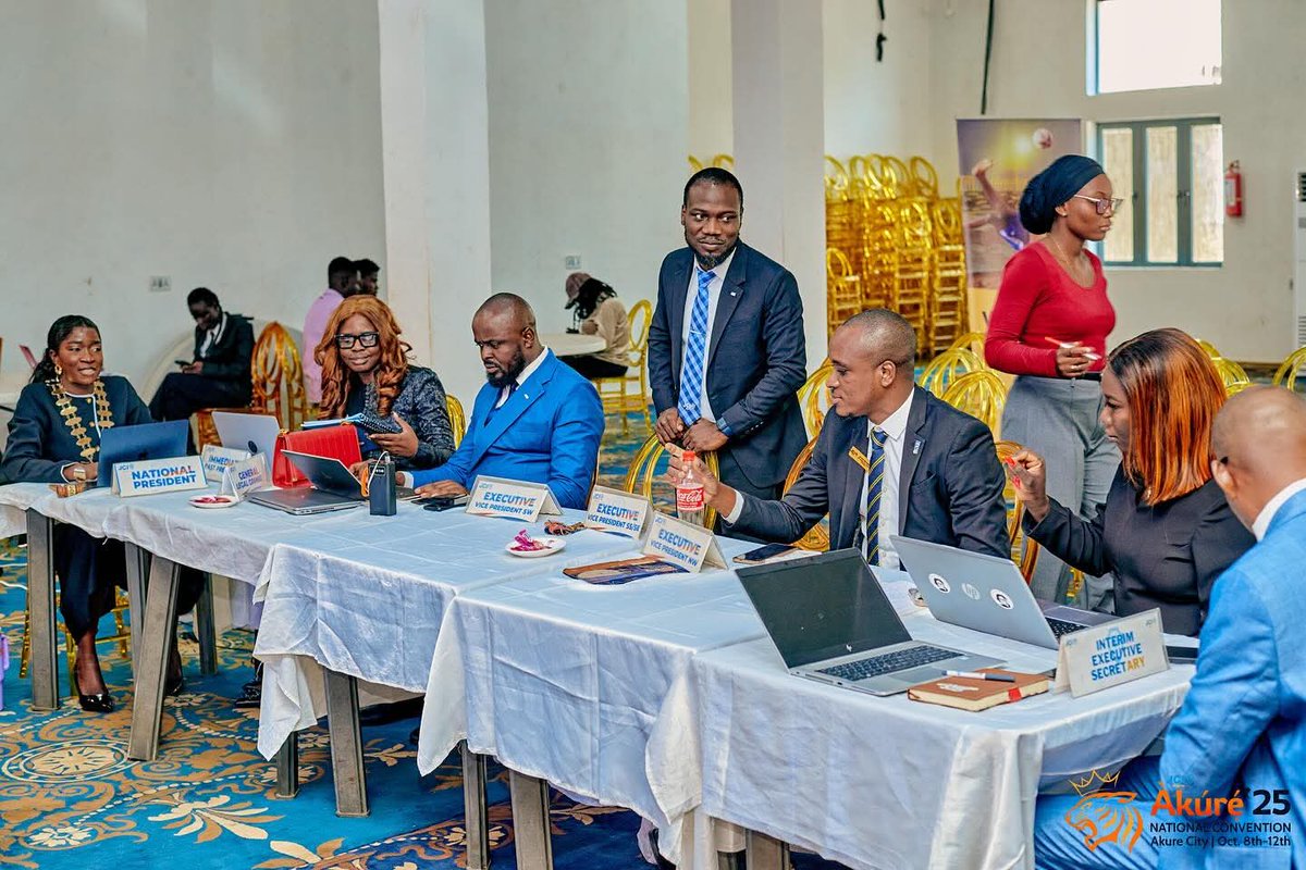 At the 2025 JCI Nigeria  Convention in Àkúré, the National Executive Committee gathered for a pivotal meeting focused on strengthening strategy and synergy. The session reflected deep commitment and forward-thinking conversations aimed at sustaining growth and ensuring  impact.
