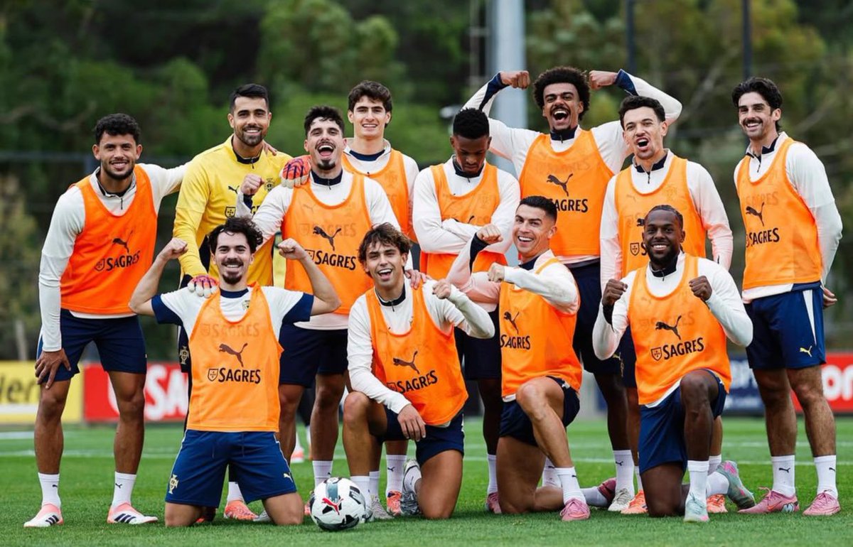 Southeast High 1963 Yearbook by Lincoln Public Schools Library Media  Department - Issuu, image size:1200x770