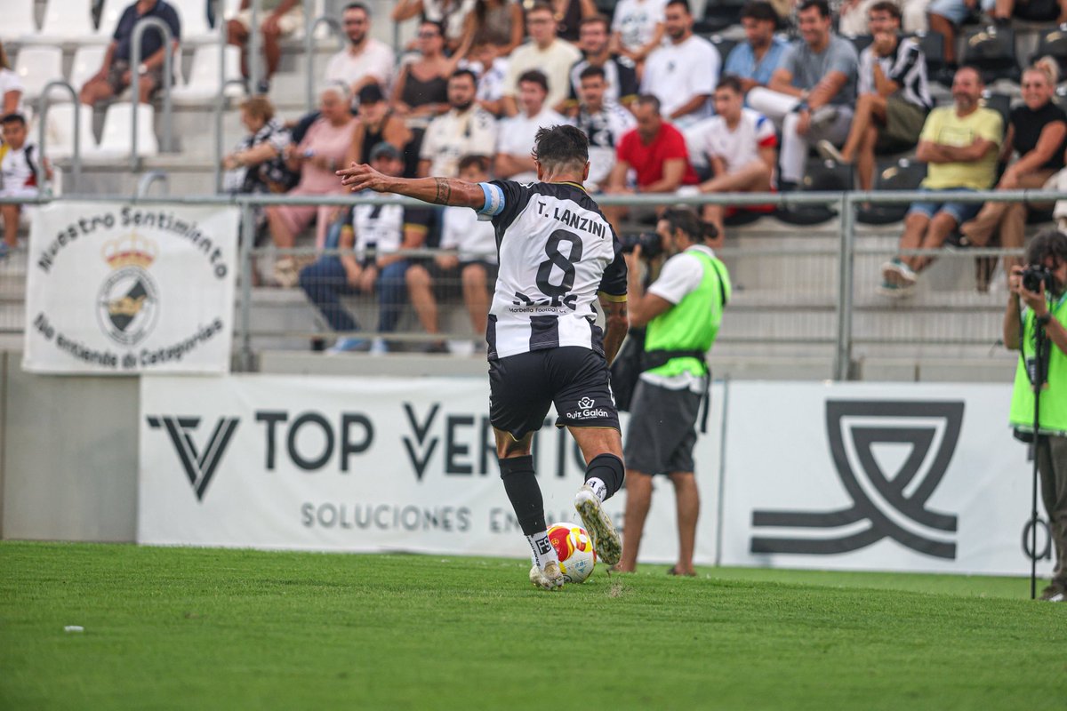 😁 <a href="/RBL1912/">Real Balompédica Linense</a>