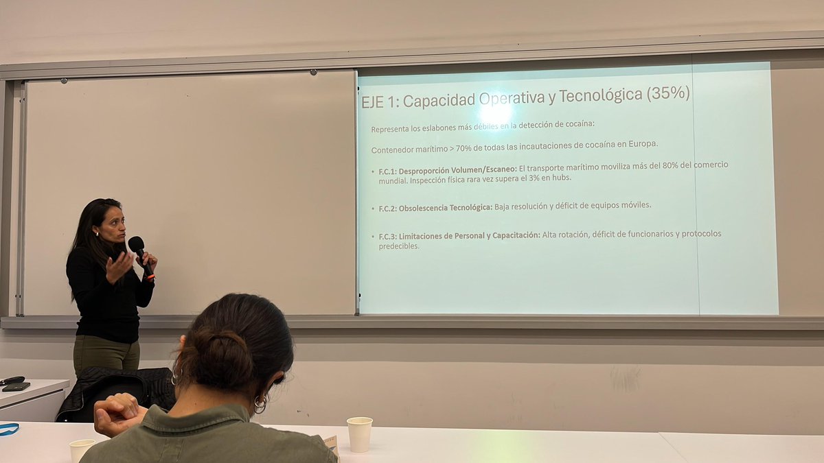 REDESDAL tweet media