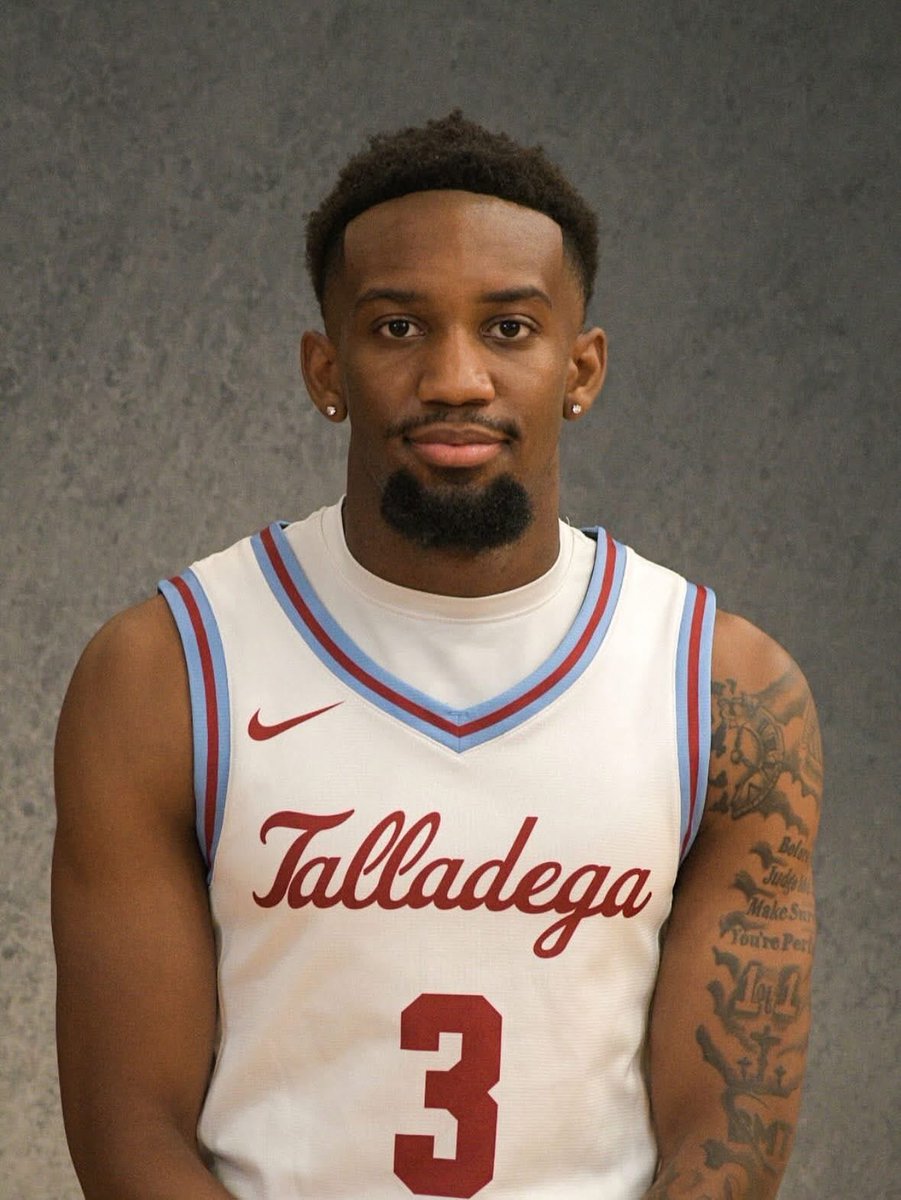 MasonD_4's tweet photo. I made it out, I beat the odds you gotta be precise 3️⃣ #agtg✝️ https://t.co/7agzsp2o6G