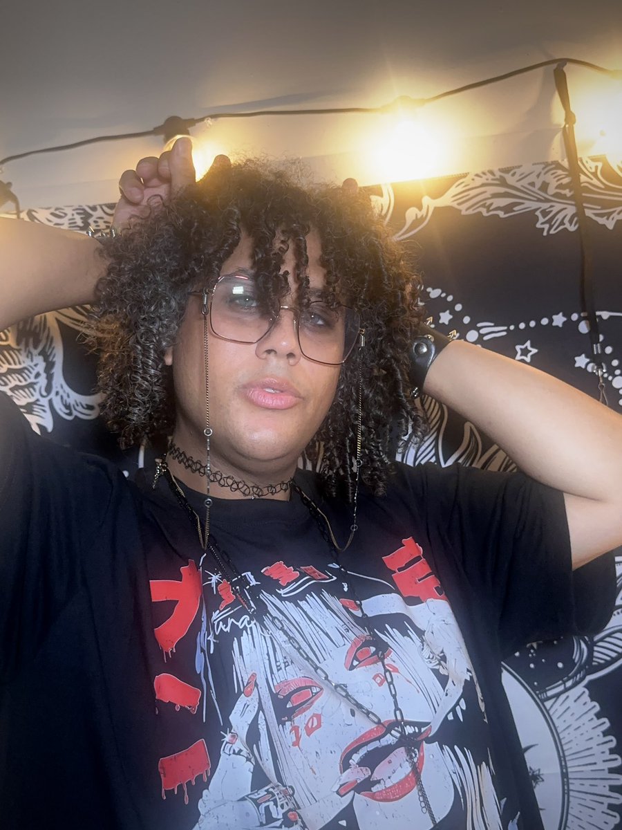 If I grinded MR and hit 1900 people would still call me dogshit.  

If I hit 2k people would just say carried.  Bad game.  “Enter tournaments”.  

I just be vibing.  Not letting mfs tell me how to spend my life.  I’m hot as fuck and I’m chillen.