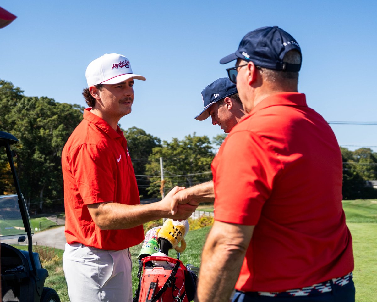 StonyBrookMLAX's tweet image. Seawolves on the course ⛳️

We had a fantastic time hosting the 2025 Stony Brook Lacrosse Golf Classic at St. George’s Golf &amp;amp; Country Club!

🌊🐺 x @SeawolvesUnited