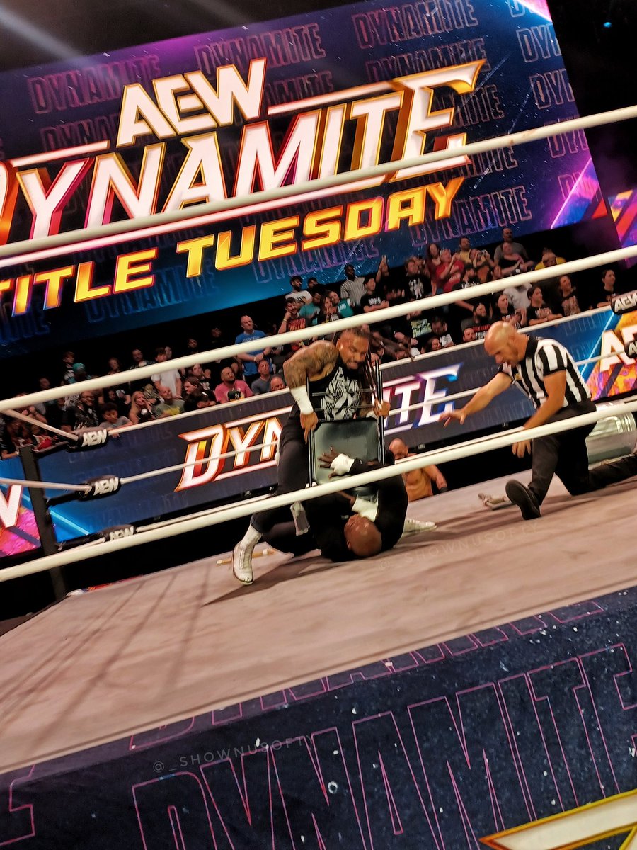 _shownusofty's tweet image. bishop kaun the man you ARE!

@thekaun 
#AEWDynamite