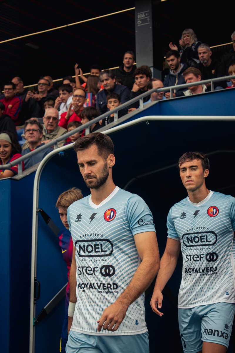 🏰 <a href="/Uriayala6/">Oriol Ayala</a> 

🏰 <a href="/marcfuentes_1/">Marc Fuentes Solé</a> 

✌️ Quin parell de centr𝗮𝗹𝘁𝘀! 

#BarçaAtlèticOlot #2RFEF3