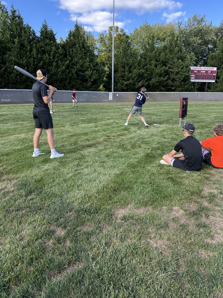 CaravelBASE's tweet image. A little wiffle ball on a perfect afternoon ☀️