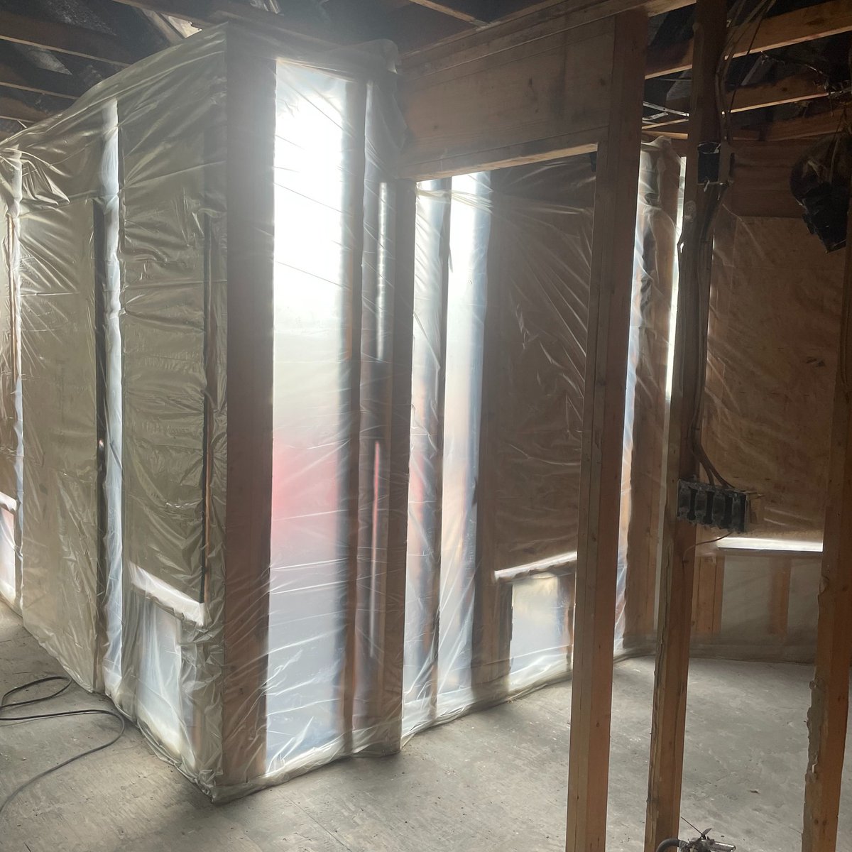 servprolexky's tweet photo. BEFORE & AFTER
Take a look at some shots from before and after our Servpro crews stepped on sight!
#drying #SERVPRO #cleaning #firedamage #watermitigation #moldmitigation #alwaysready #mitigationexperts #demolitionservices #roofing #biohazard #waterdamage #servproready https://t.co/7DlwppMJGW