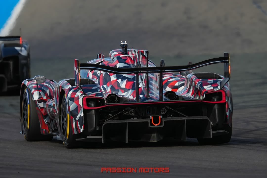 Everything_LMH1's tweet photo. The 2026 GR010 has broken cover at Paul Richard this afternoon. 

A redesigned front end, rear end and light structure are prominent, amongst other areas! 

They will test the car at Qatar in December 👍. #FIAWEC #TOYOTAGAZOORacing 

📸 Passion Motors https://t.co/MdzYIKUYyn