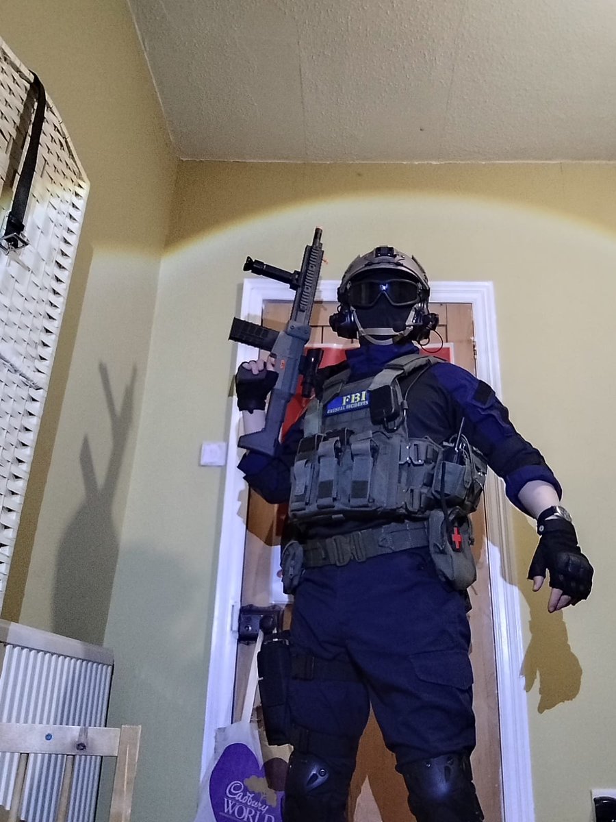 UIU agent ChewChew reporting for duty! Ready to deploy on October 31st for tactical candy containment. 

Check out this awesome SCP: 5K Halloween costume from ChewChew on the Affray Discord. Much love to our amazing community! We love seeing your fan art and costumes!