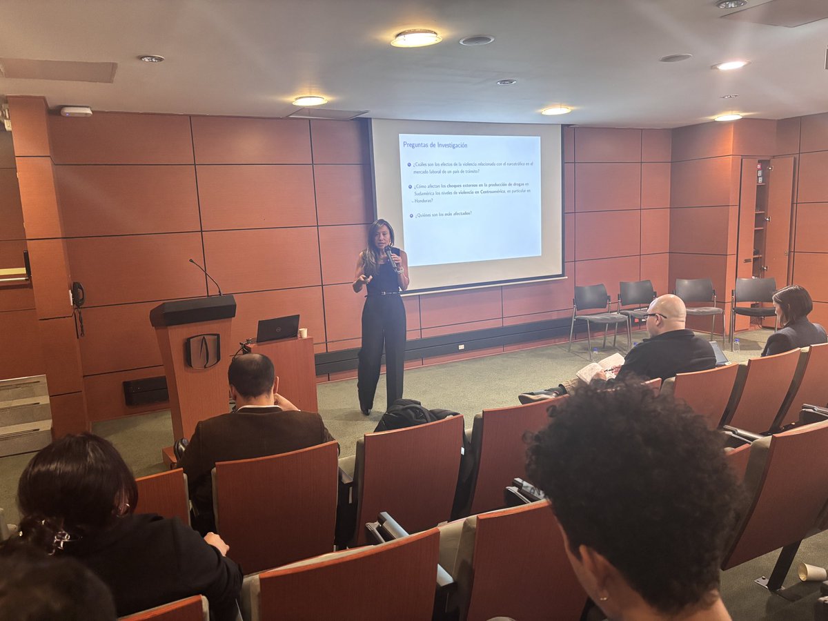 REDESDAL tweet media