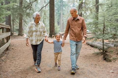 Many grandparents want to pitch in and get involved in their grandkids’ growth and development. tinybfs.com/t/N7KVsK