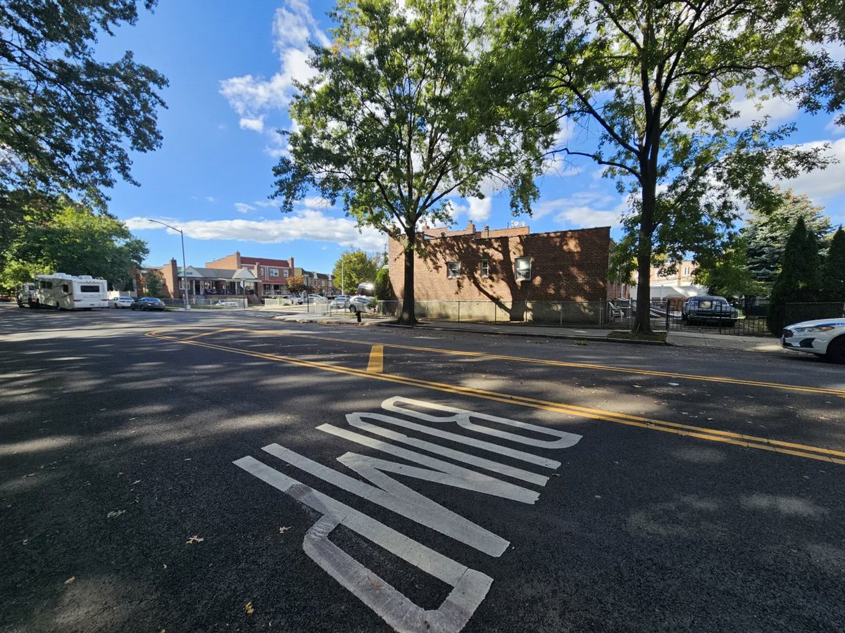 After receiving multiple complaints about this RV parked near Juniper Valley Park, your 104 Officers successfully removed it from the street.