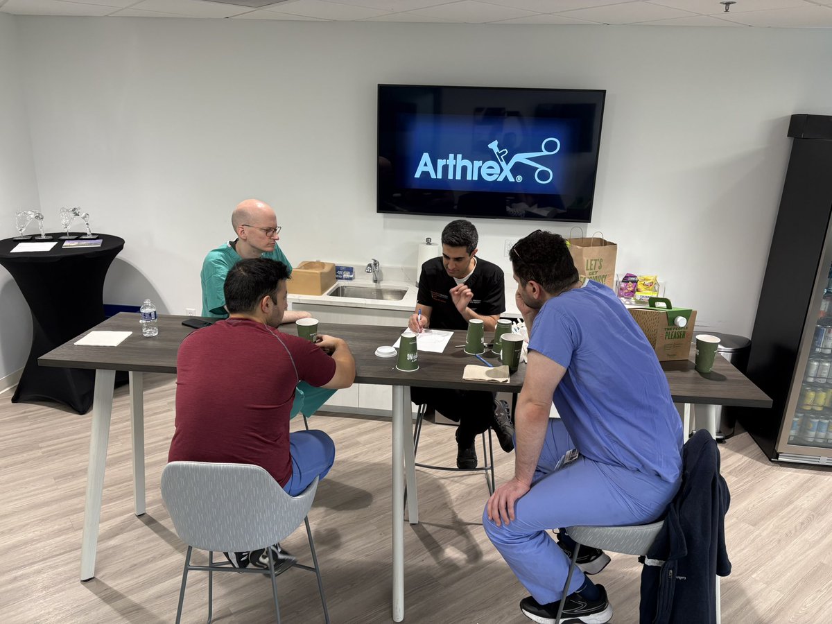 USFNeurosurgery's tweet image. Our Complex Spine Fellow Dr. Mohsen Rostami and Lakeland Neurosurgery Fellow Dr. Alex Küffer joined Arthrex Spine’s first Endoscopic Spine Fellow Lab led by Dr. Sheyan Armaghani. Advancing hands-on education in minimally invasive spine surgery.

#USFNeurosurgery #SpineSurgery