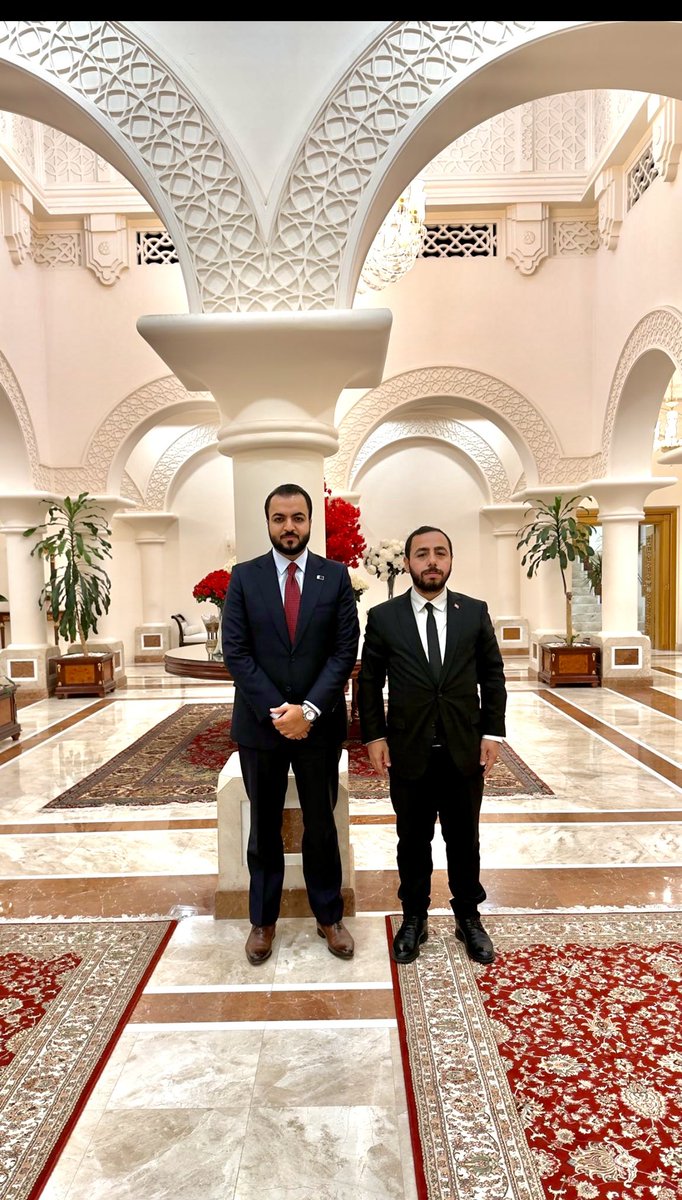 Ankara (Katar Büyükelçiliği )

Katar Büyükelçisi sayin Dr. Naif Jassim  ve Ağabeyim <a href="/abdurrahimtoru/">Abdurrahim Toru</a> 🇹🇷🇶🇦