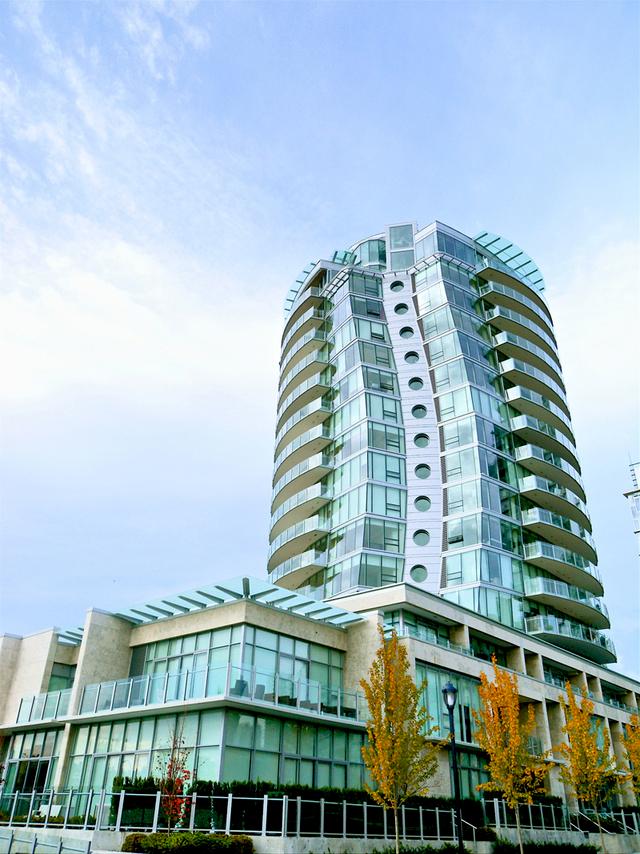 CWC_Company's tweet image. "National Curves Day" celebrates the body beautiful, but the Weekly Window asks "why not curvaceous windows and architecture, too?"