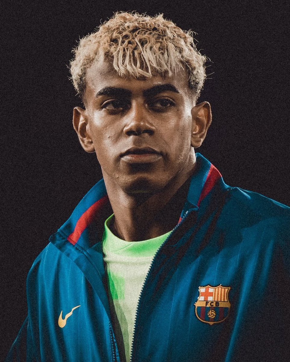 CentralDoYamal's tweet image. 🚨🚨🚨ÚLTIMA HORA: O PSG está disposto a quebrar o recorde mundial de taxa de transferência e pagar €230 milhões para contratar Lamine Yamal, segundo o Defensa Central.

O atual recorde mundial é de €222 milhões, que também foi uma transferência do Barcelona para o PSG…