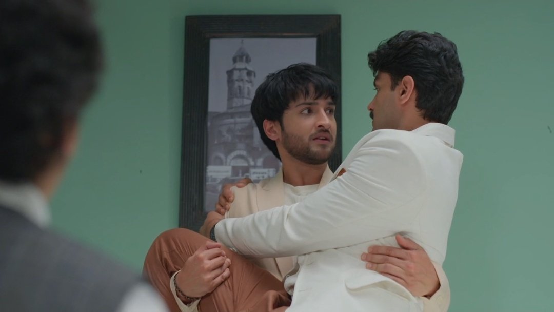 Misyxcreations's tweet photo. 😭😭😂😂

#IttiSiKhushi https://t.co/vAIYe0rWvu