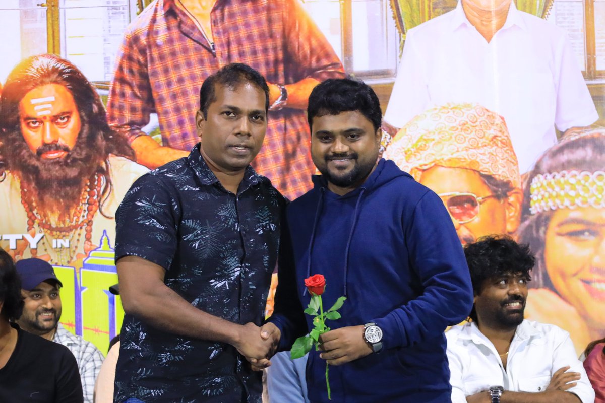 kukarthik1's tweet photo. #KambiKatnaKadhai audio launch stills
Glad to be a part as Lyricist 🙏🏼
worldwide release on October 17 💥
#KambiKadnaKadhai #ComedyFiesta #kkk #October17
@natty_nataraj #Singampuli #JavaSundaresan @imukeshravi @sreerranjini @itsshaalini @karatekarrthi #kothandan @Sudhaka88917243
@PRN83078207 #Muruganantham @Satizsh_music @jaisuresh_dop @Editor_SN_Fazil @IRADHIKA6 @Mangatha_Movies @udhayramakrish2 @Massaudios #Umamaheshwararaju @itsselvaa @shiekpro