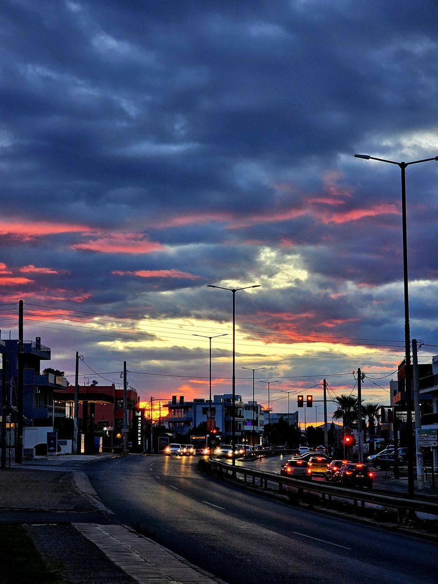 Άμα έχουν όρεξη τα συννεφάκια...