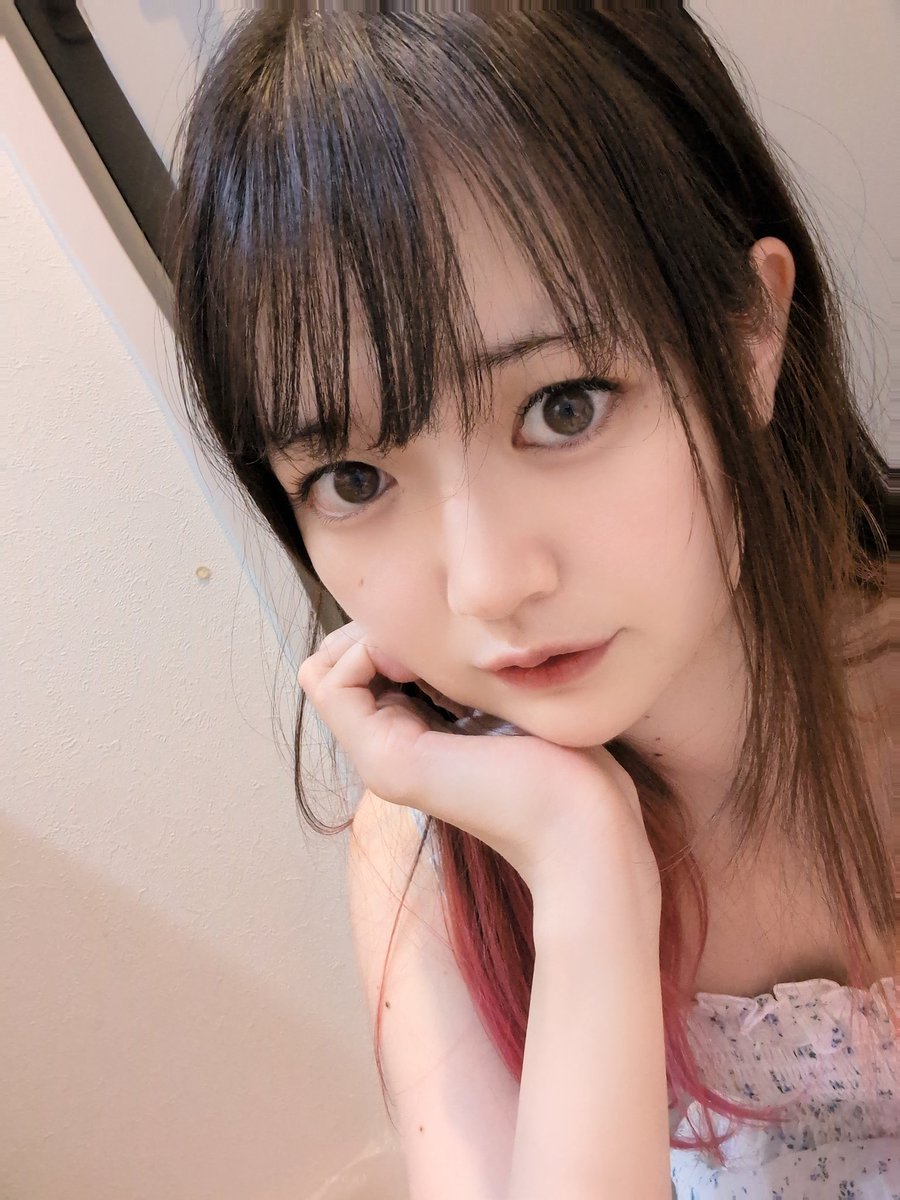 yuika_angeldoll's tweet photo. LEDエクステ80本つけてもらった~✨
マツエクは初めてだったから何も分からなかったけど、丁寧に説明してくれて人気のデザインとか提案してくれました♡
おめめぱっちりになった?
すっぴんでも可愛さ増したかな🎀
PR
#ronis https://t.co/MUgShaLvL2