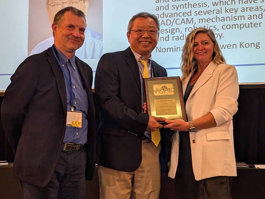 CEASSBU's tweet image. Congratulations Jeff Ge, professor in the Department of Mechanical Engineering, for being honored with the ASME Machine Design Award by the American Society of Mechanical Engineers (ASME)! 🎉

Learn more: bit.ly/48jpgLm

#MechanicalEngineering #ASME #StonyBrookU
