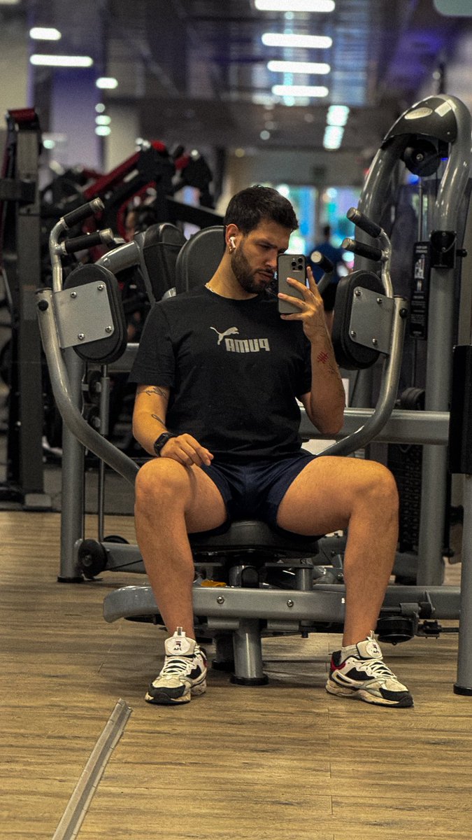 Matt_but_hott's tweet photo. Mi sudor sabe que te cagas ven ponte de rodillas y lame 😜
My sweat tastes great, come get on your knees and lick 😜

https://t.co/xKQRtHnEJd

#gym #gay #alpha  #dom #submit #drain #feet #pits #paypig #PaydayDrain #CashfagFriday #ObeyMasterG #findom #cashmastersRT #WalletDrainer https://t.co/Cye0Nz9y7V