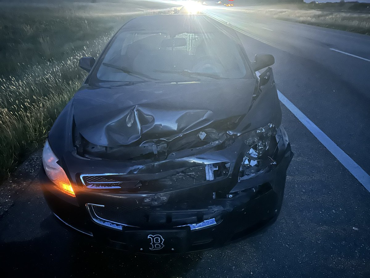 zaxyaim's tweet photo. A buck jumped infront of me yesterday morning on the way to work. i’m blessed to be alive, i thought i was fine and worked all day yesterday. this morning i feel like i got hit by a truck, dizzy, nauseous. whiplash maybe? i have an appointment for 2pm today. wish me luck :/ https://t.co/Y70jp5gJIU