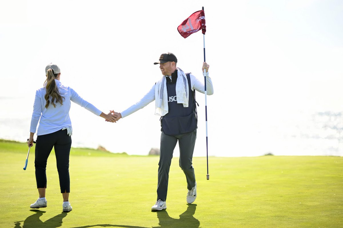 treykelleher3's tweet photo. T-5 in stroke play and won a match play match in her first US Women’s Mid Am.
Monterey is heaven on earth. #GoErica https://t.co/gCXXRYlLKE