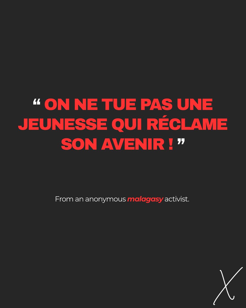 zoelysee tweet picture