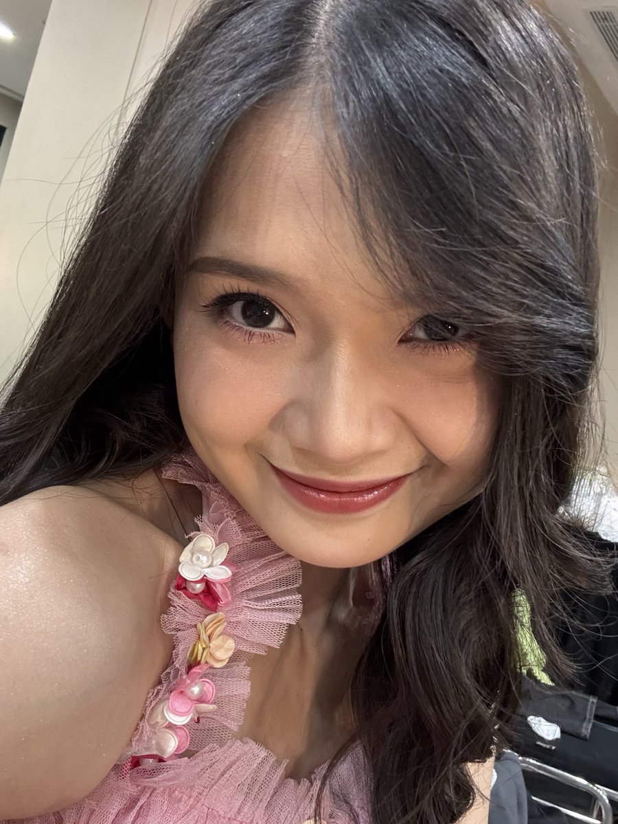 C_IndahJKT48's tweet photo. 🌸💗 https://t.co/Y3mmpHy1gV