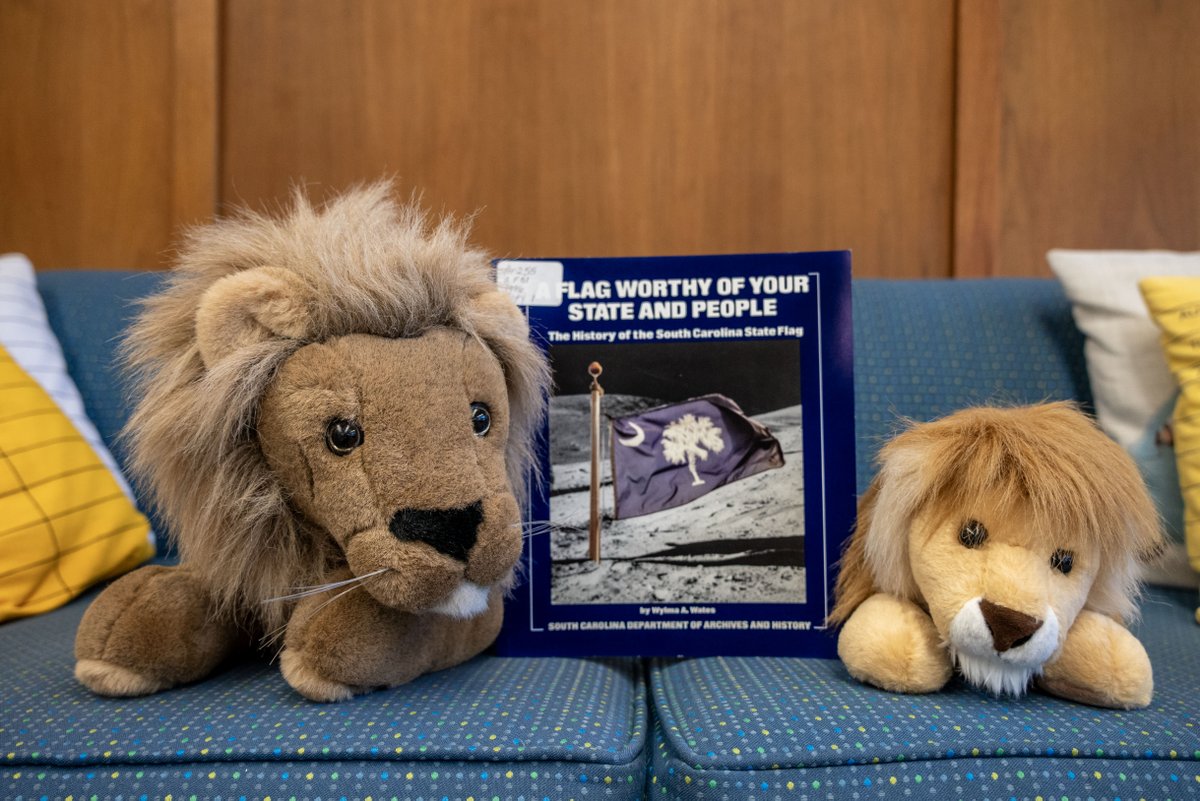 scstatelibrary's tweet image. “A Flag Worthy of Your State and People: A History of the South Carolina State Flag” was produced by the South Carolina Department of Archives and History. To learn more about our state flag, check out this publication at tinyurl.com/8zbprjuz.
 
#SCDocsRock