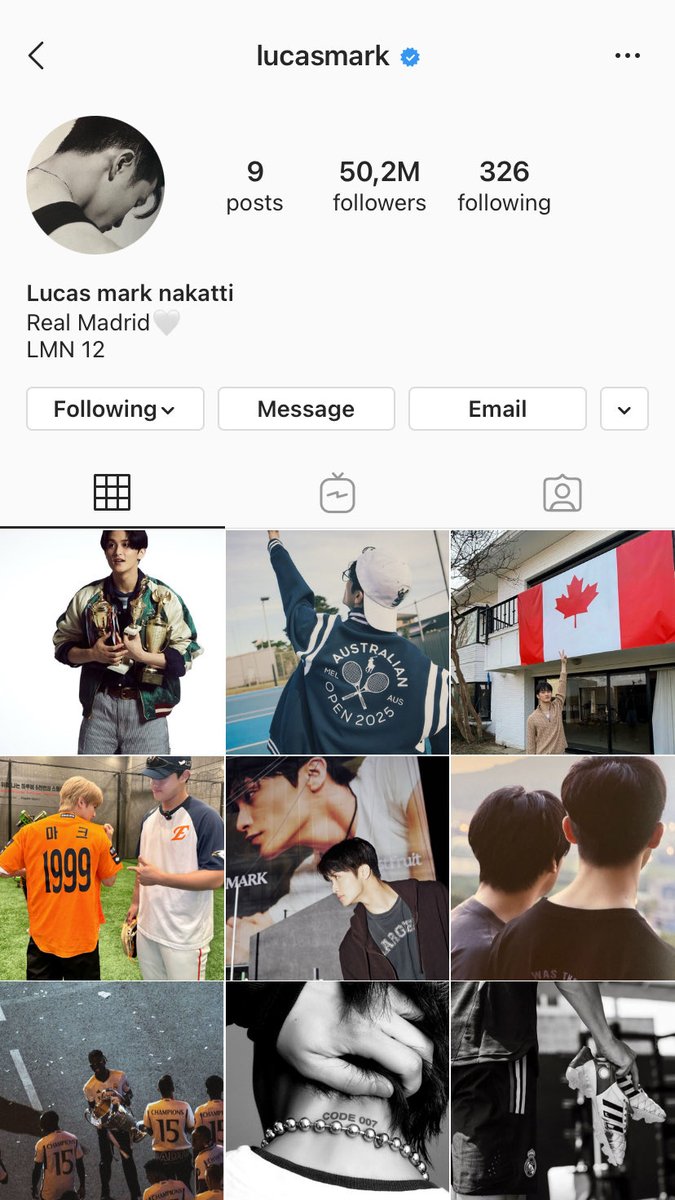 tuesdayloved's tweet photo. markhyuck series au

- Athlete × Reporter https://t.co/canVsBwa3S