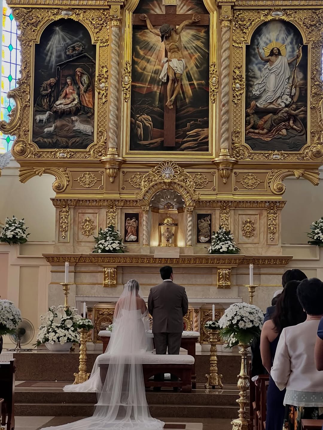 GMA Integrated News on X: "WALANG HUMPAY NA LIGAYA ✨💍 It's official — Gian  Magdangal and Lara Maigue are now married! The couple, who got engaged last  year, exchanged vows today in