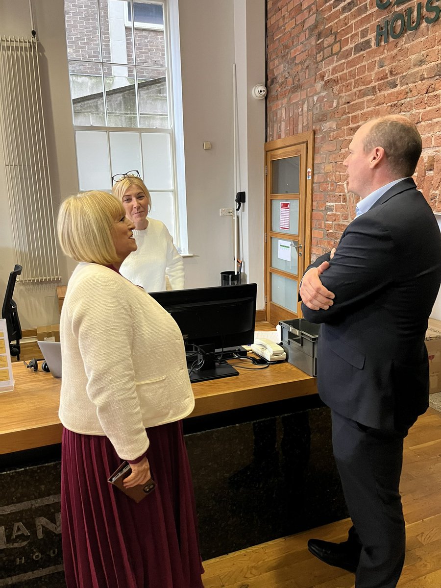 ClanmilHousing's tweet image. Today we were delighted to welcome @CommunitiesNI Minister @gordonlyons1 to Clanmil HQ to meet some of our team members and hear about their work in communities to support our customers #HomesforNI #Homesforeveryone