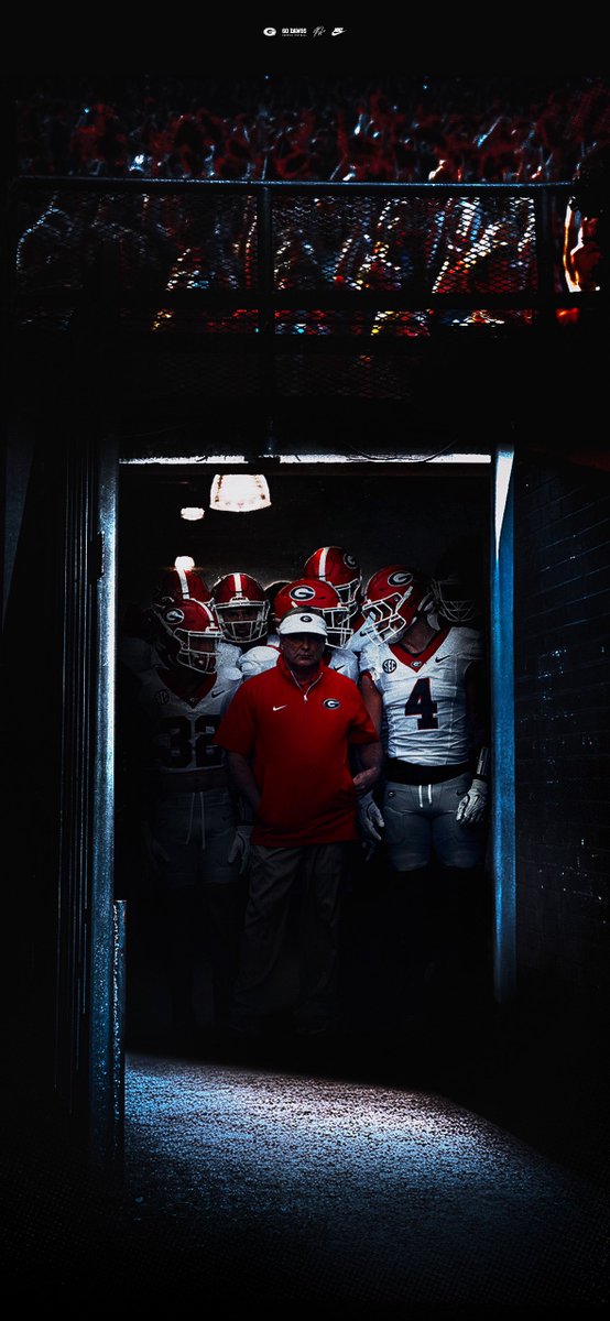 GeorgiaFootball's tweet image. Get your screens ready for Saturday night! 📲

#GoDawgs | #WallpaperWednesday