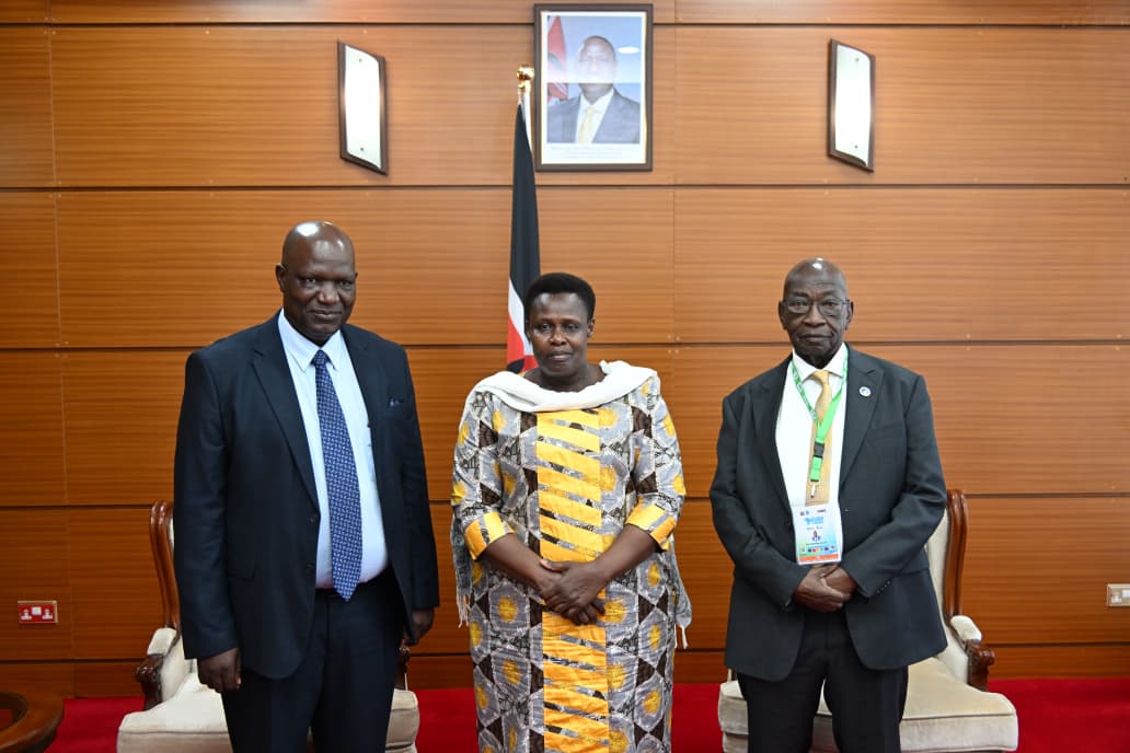 swiftpub's tweet image. Uganda’s Vice President Maj. (Rtd) @jessica_alupo has today arrived in Nairobi to represent President Yoweri Museveni at the 24th COMESA Heads of State and Government Summit taking place in Kenya
Upon arrival at Jomo Kinyatta International Airport, the vice president was warmly…