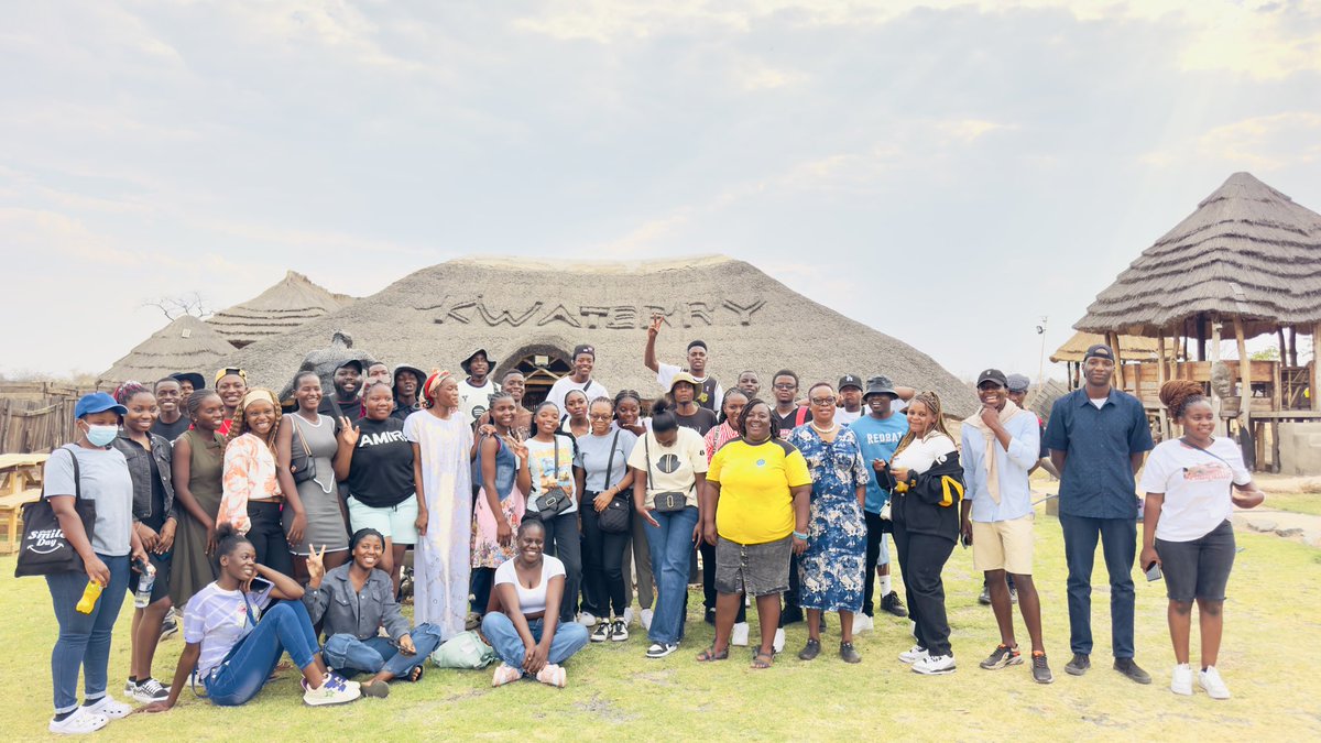 terrymap1's tweet photo. Today we had an opportunity of hosting students from Chinhoyi University of Technology. I learnt a lot from these guys. They gave me a lot of insights. #KwaTerry https://t.co/ikKeFwVyTE