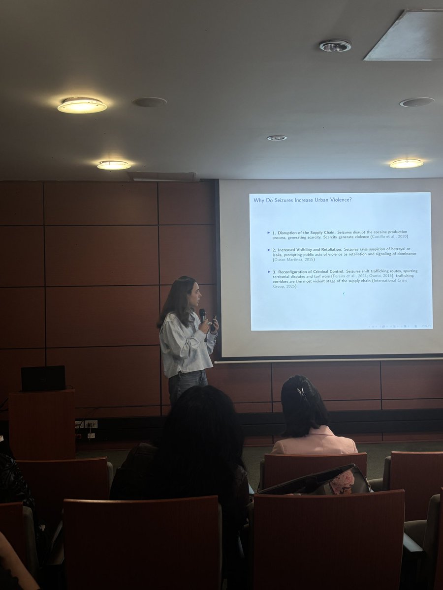 REDESDAL tweet media