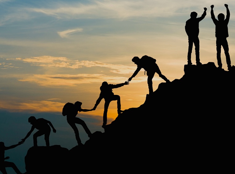 Stepping into new ministry roles like preaching, teaching, or leading worship? Feeling the nudge to grow in your calling? You're not alone! The School for Lay Ministry starts next week—on October 18.

Join a 12-month journey to grow as a lay leader: loom.ly/eYAPw9k