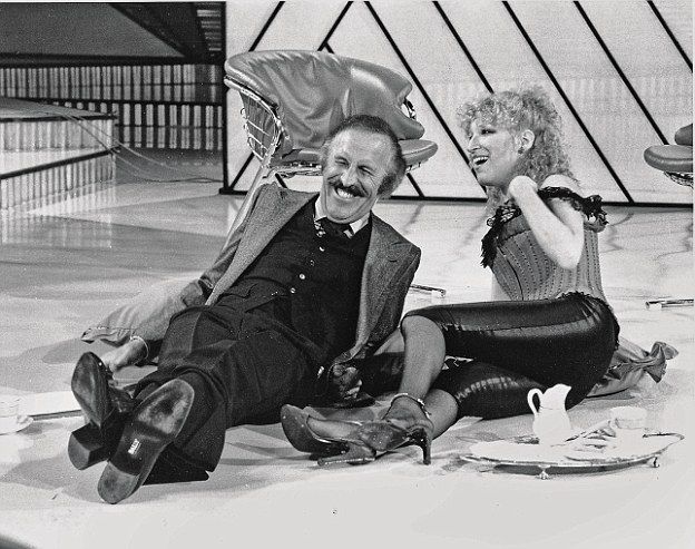 BootlegBette's tweet image. Video: Bruce Forsyth’s Big Night: The 1978 ITV Variety Show Featuring Bette Midler (Full Episode)

#BetteMidler, #BigNight, #BruceForsyth, #Variety

bootlegbetty.com/2025/10/08/vid…

To Read Article Click The Link Above Or Copy/Paste It In Your Browser!